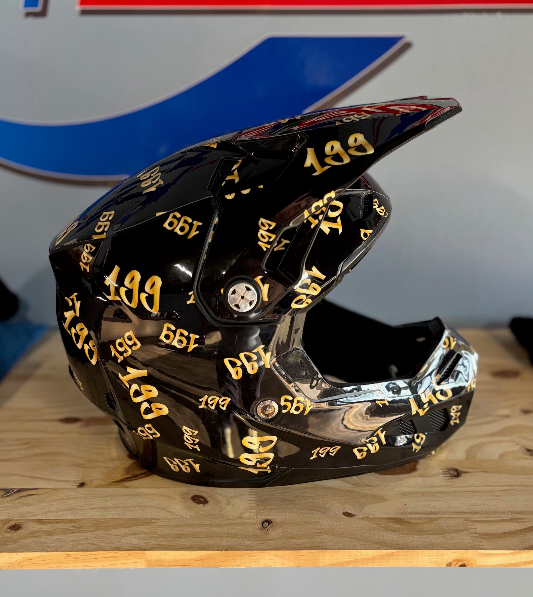 full face motorcycle helmet wraps Chaos Series Wrap BIKESKINZ VINYL WRAP FOR YOUR HELMET Wraps available Shoei Royalty Helmet Wrap